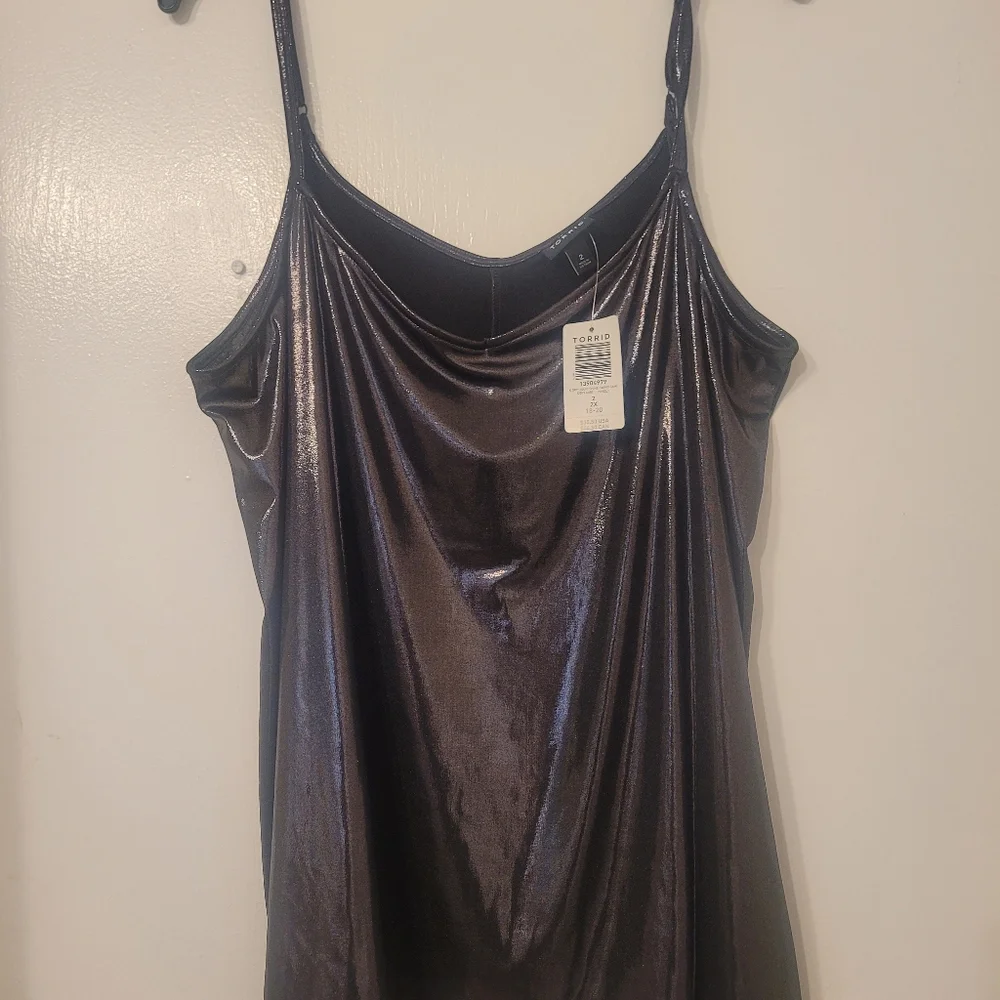 Shimmer Tank - Picture 3 of 3